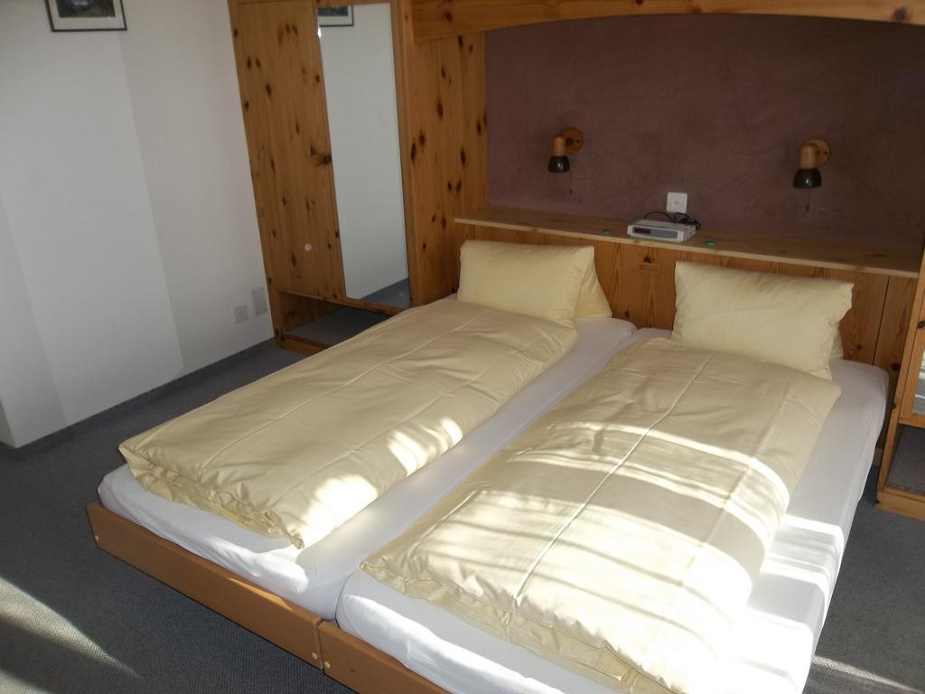 Hotel Old-Jnn Saas im Prattigau Luaran gambar