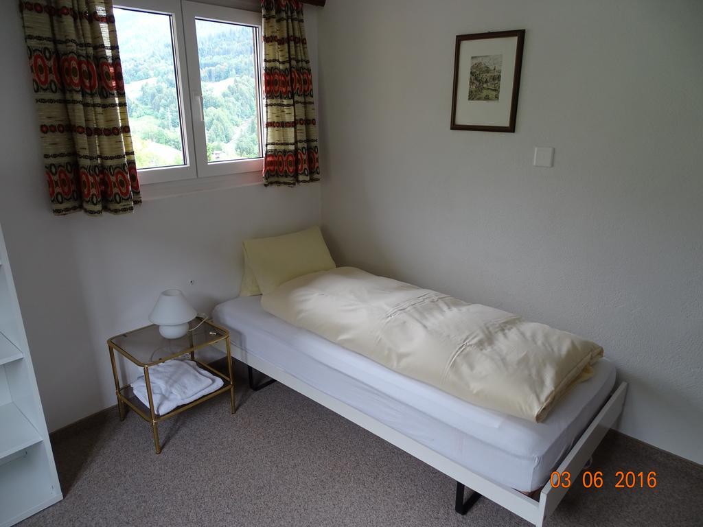 Hotel Old-Jnn Saas im Prattigau Bilik gambar